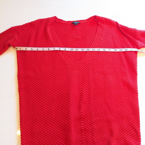 Express 100% Cotton Red V Neck Poncho Style Sweater - Picture 4 of 7